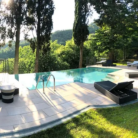 Liverzano Resort *
