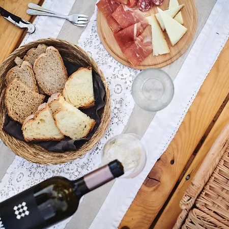 Liverzano 3* بريزيغيلا