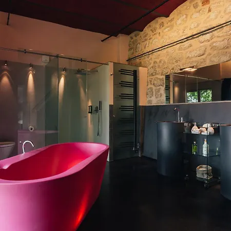 Liverzano منتجع 3*