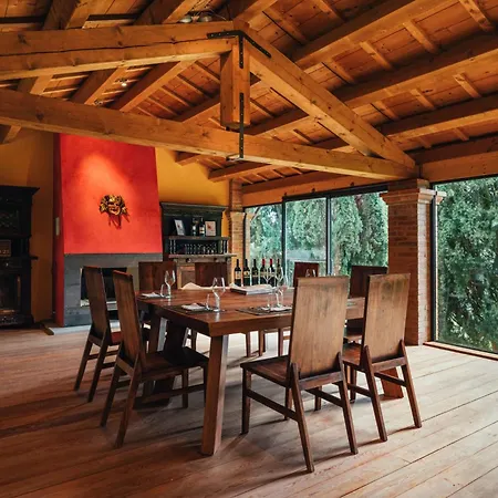 Liverzano 3* Brisighella