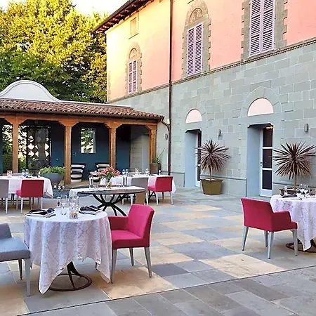 Liverzano Resort 3*