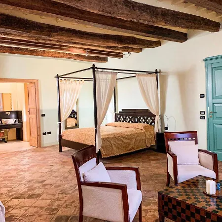 Liverzano 3* Brisighella